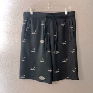 NIKE Shorts Black Sweat Shorts Logo print elastic waist drawstring pockets sz M